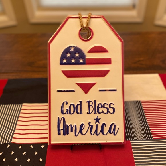 God Bless America Sign, Patriotic Tag Shaped Metal Wall Decor, July 4th Decor - Picture 7 of 14